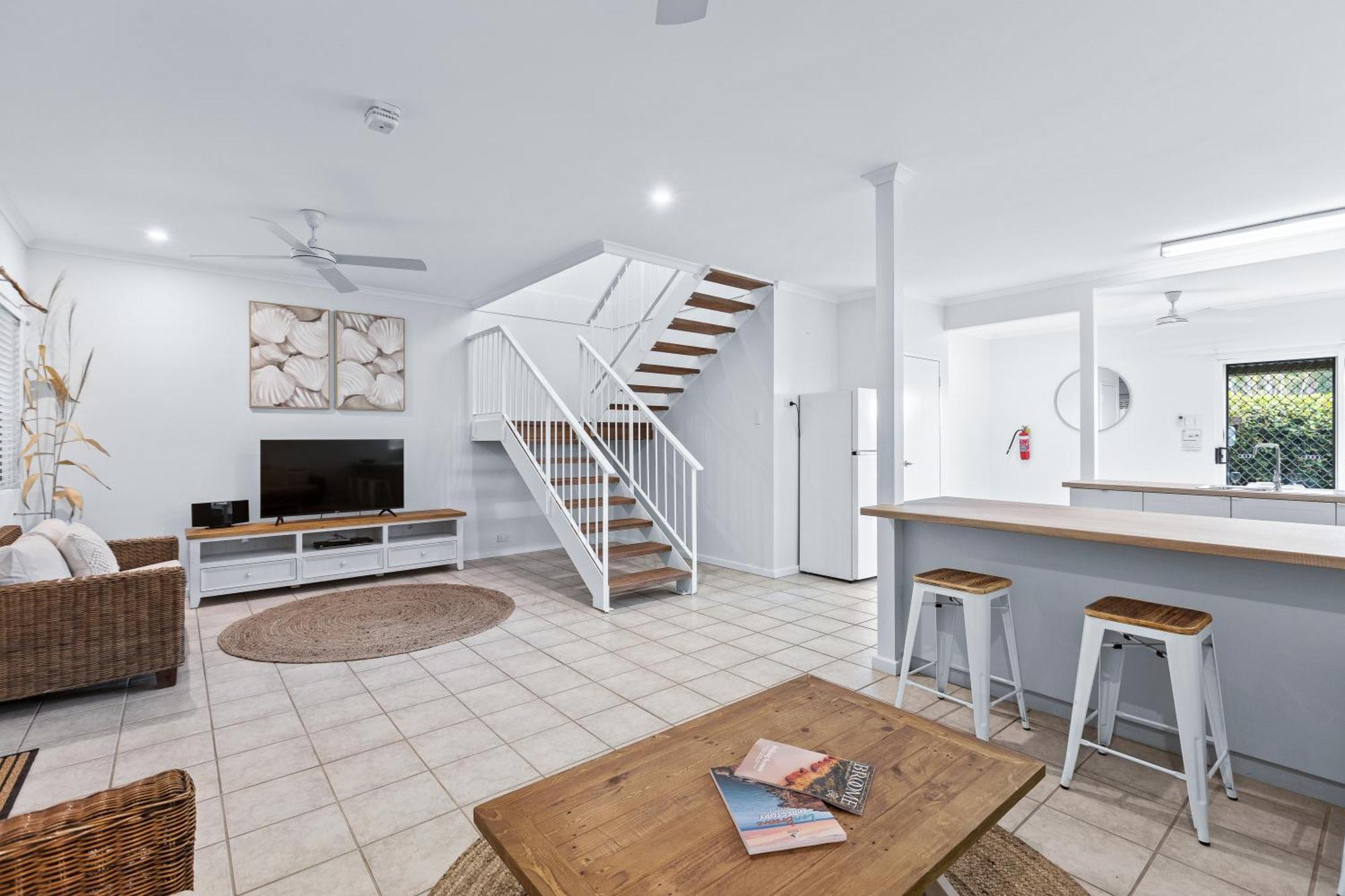 Cable Beachside Villas Брум Екстер'єр фото