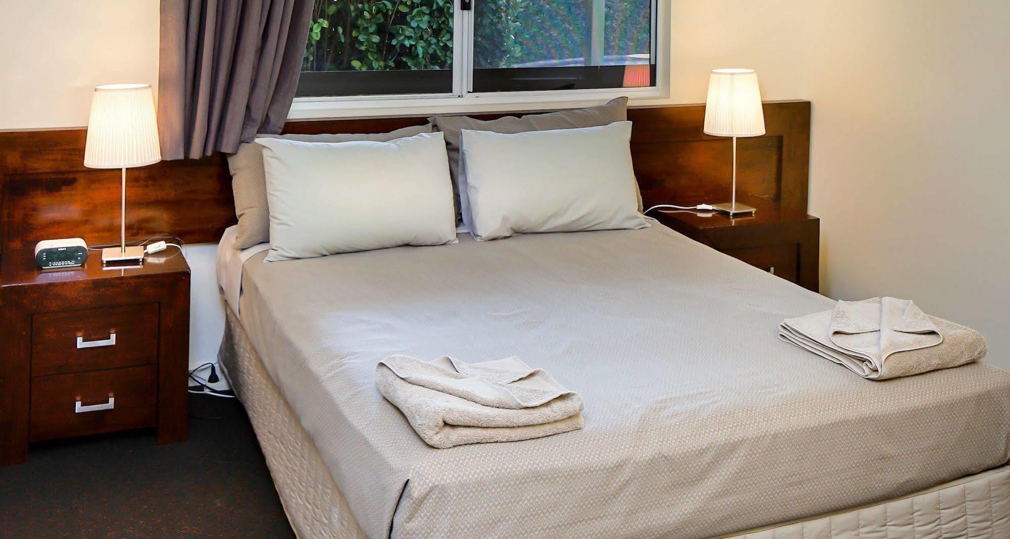 Cable Beachside Villas Брум Екстер'єр фото